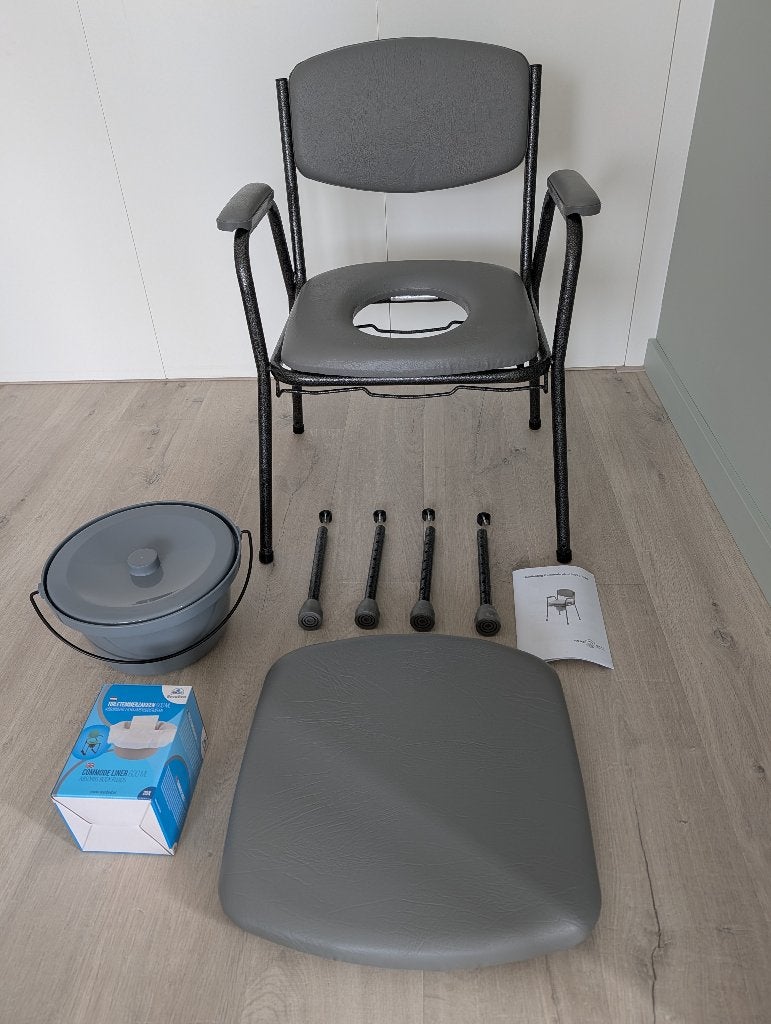 Commode-/po-/toiletstoel zachte zitting 2x gebruikt, Diversen, Ophalen, Zo goed als nieuw