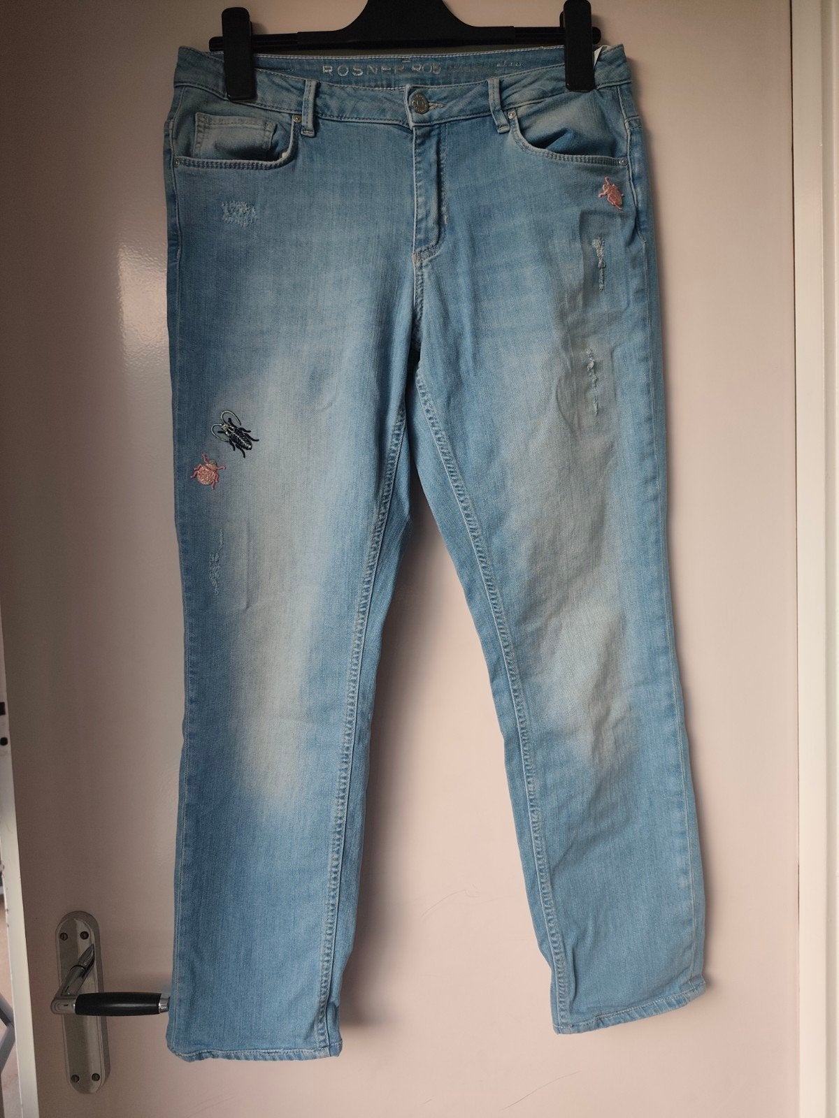 Rosner RO5 Masha lichtblauwe jeans, mt 40, met applicaties, Maat 38/40 (M), Blauw, Ophalen of Verzenden, Rosner