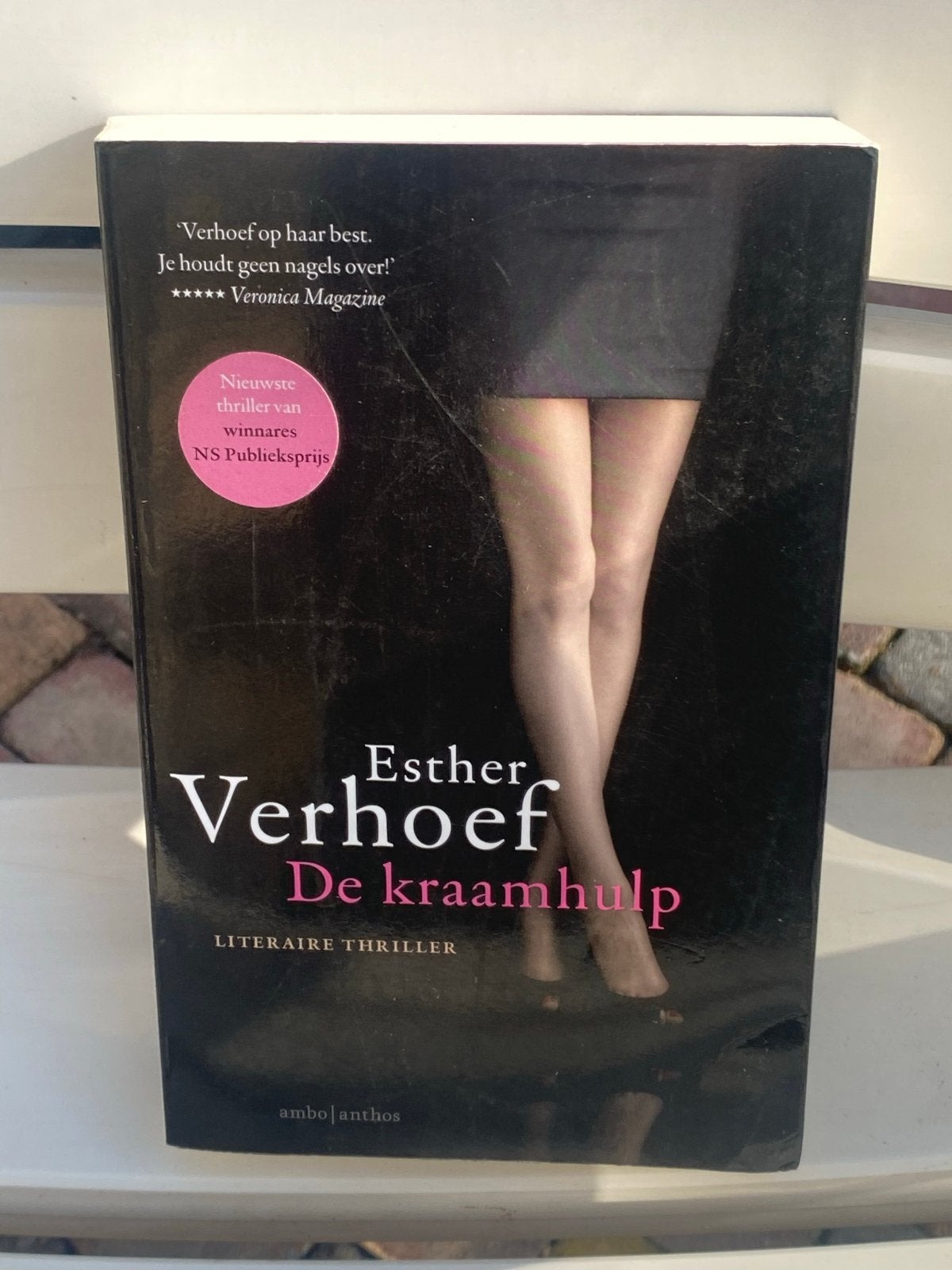 Esther Verhoef - De kraamhulp (Literaire thriller), Ophalen of Verzenden, Gelezen