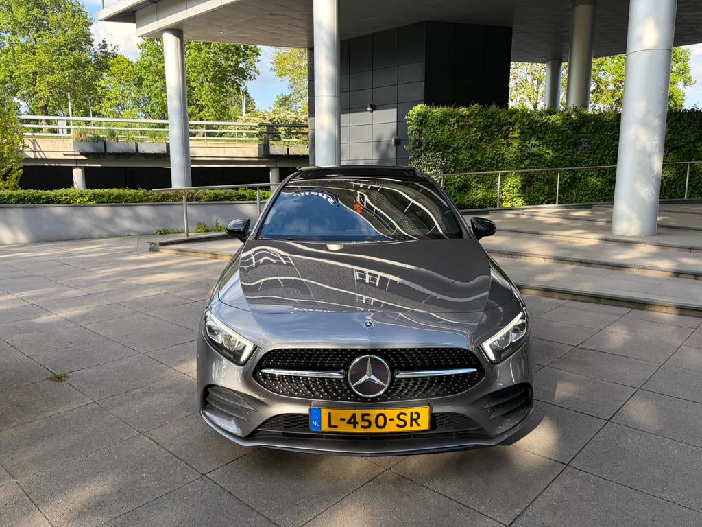 Mercedes-Benz A-Klasse A 180d pano Grijs, Auto's, Mercedes-Benz, Particulier, A-Klasse, Diesel, Hatchback, Automaat, Geïmporteerd