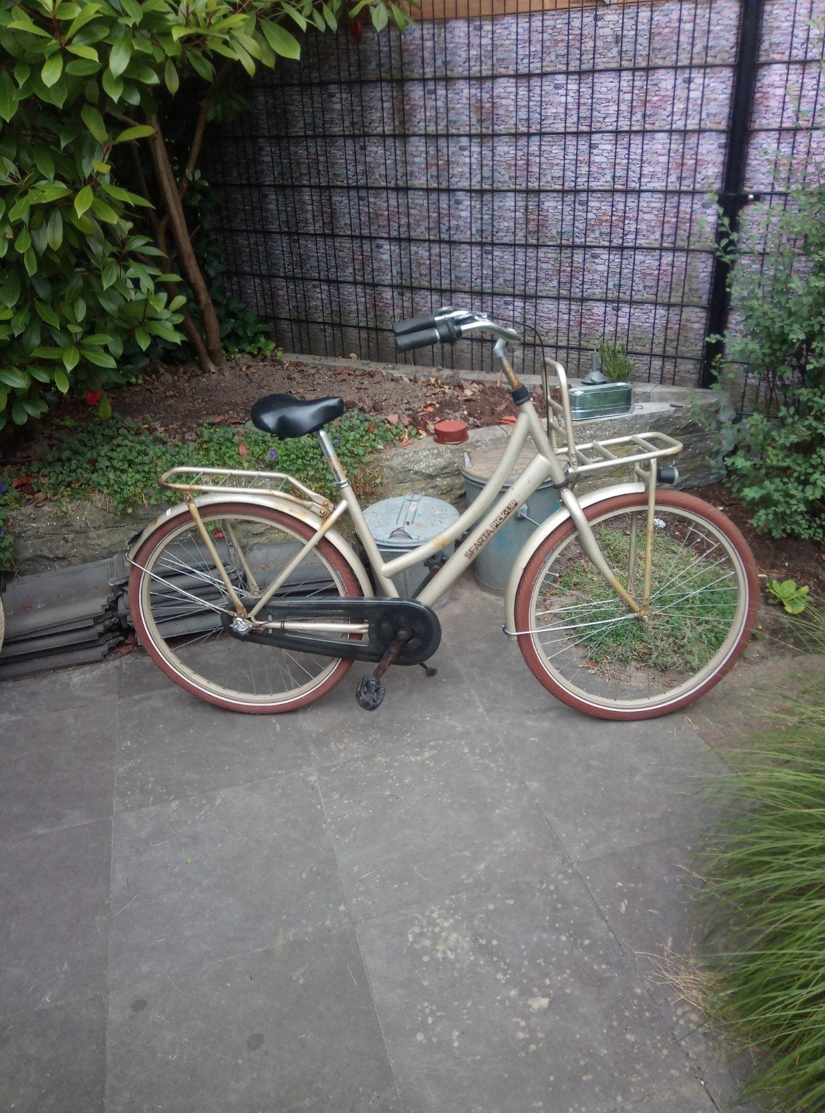 Damesfiets Sparta 26 " voor € 15,00., Ophalen, Terugtraprem, Gebruikt, Sparta pickup