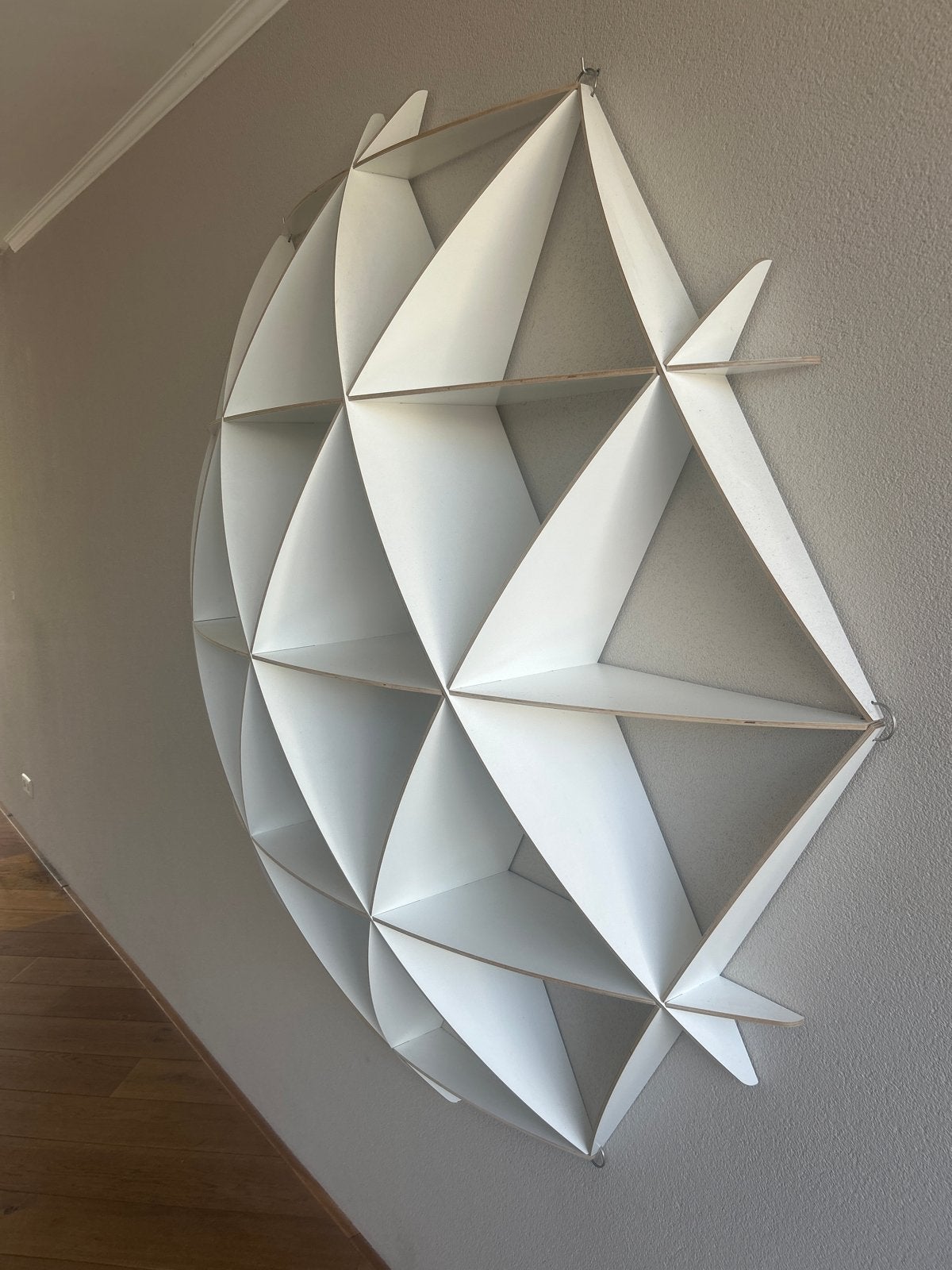 Hippe ronde wandkast - 170 cm doorsnede, 32 cm diep, Ophalen, Gebruikt