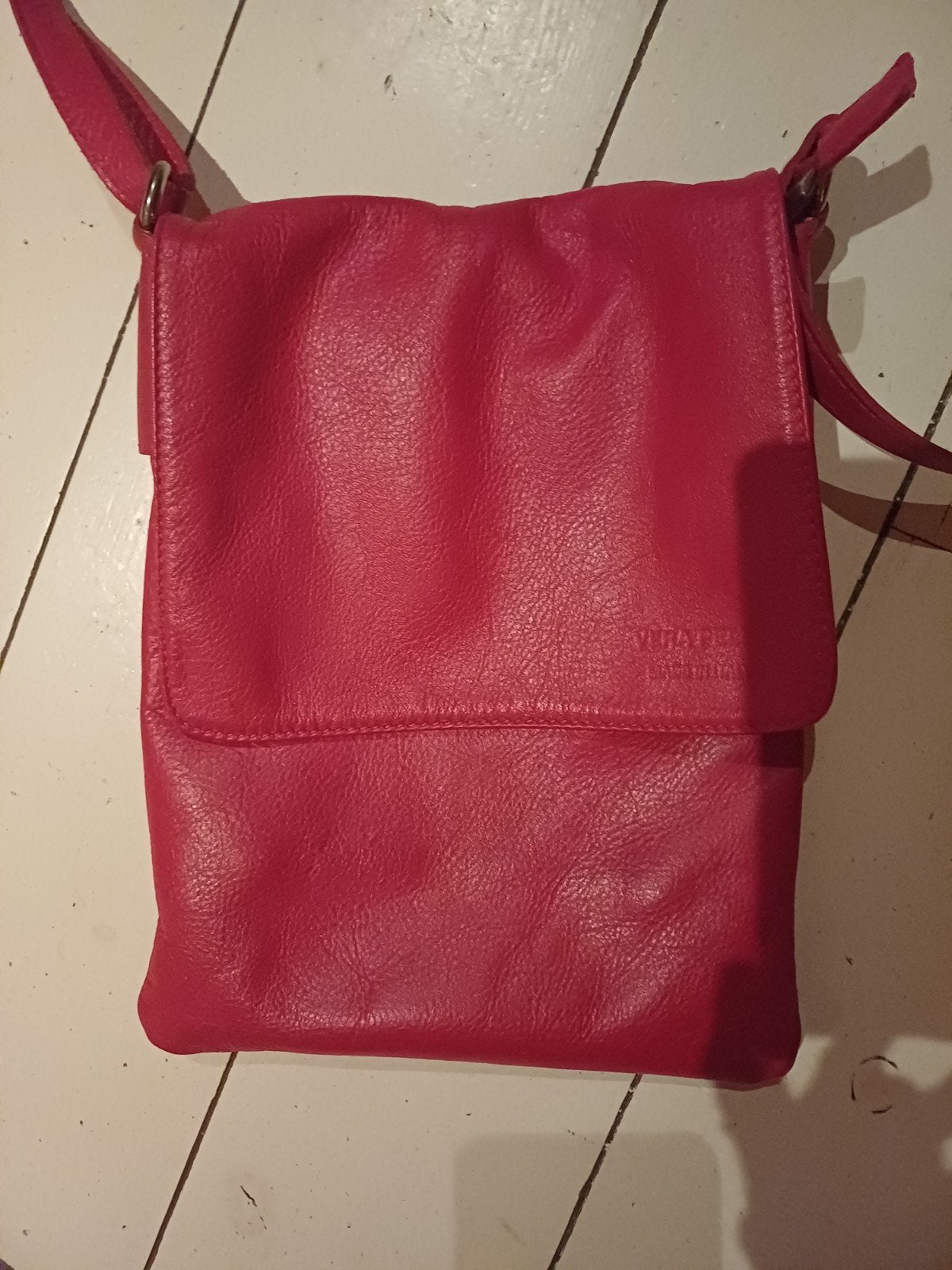 Mooi rood lederen tasje - Schoudertasje, Ophalen of Verzenden