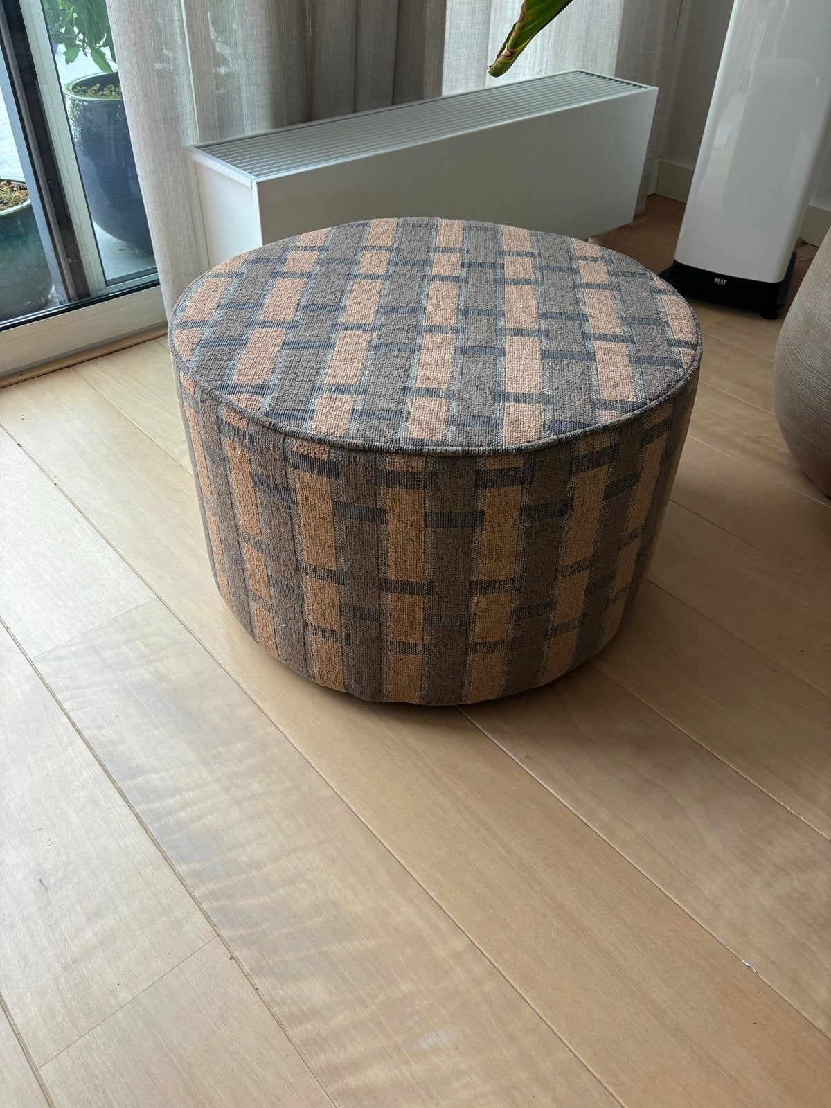 Nieuwe wood poef, Ophalen, Rond, Nieuw, Minder dan 50 cm