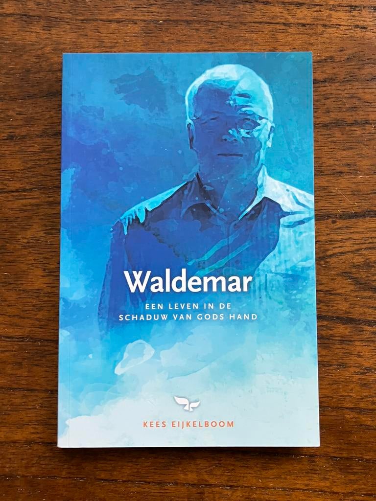 Kees Eijkelboom - Waldemar leven in de schaduw van Gods hand, Ophalen of Verzenden, Zo goed als nieuw, Kees Eijkelboom, Christendom | Katholiek