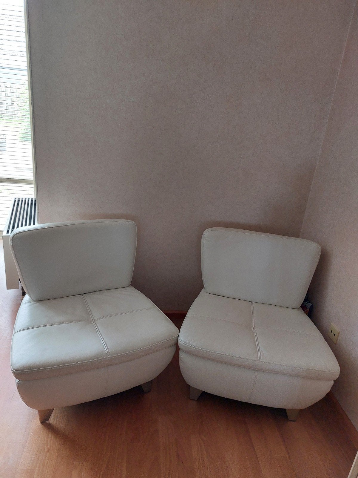 Woonkamer leren witte stoel, Ophalen, 75 tot 100 cm, Eenpersoons, Minder dan 150 cm