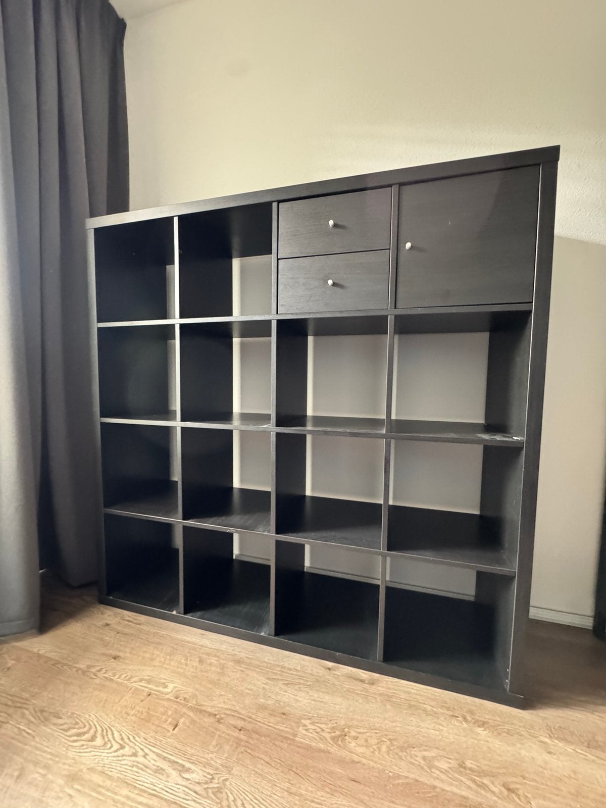 Kallax IKEA kast 4x4 (147x147) + 2x inzet (zwartbruin), Ophalen, Gebruikt, 100 tot 150 cm, Met lade(s)