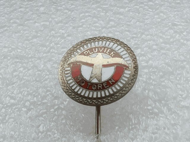 SP2398 Speldje Pluvier motoren, Verzamelen, Speldjes, Pins en Buttons, Ophalen of Verzenden, Gebruikt, Overige onderwerpen