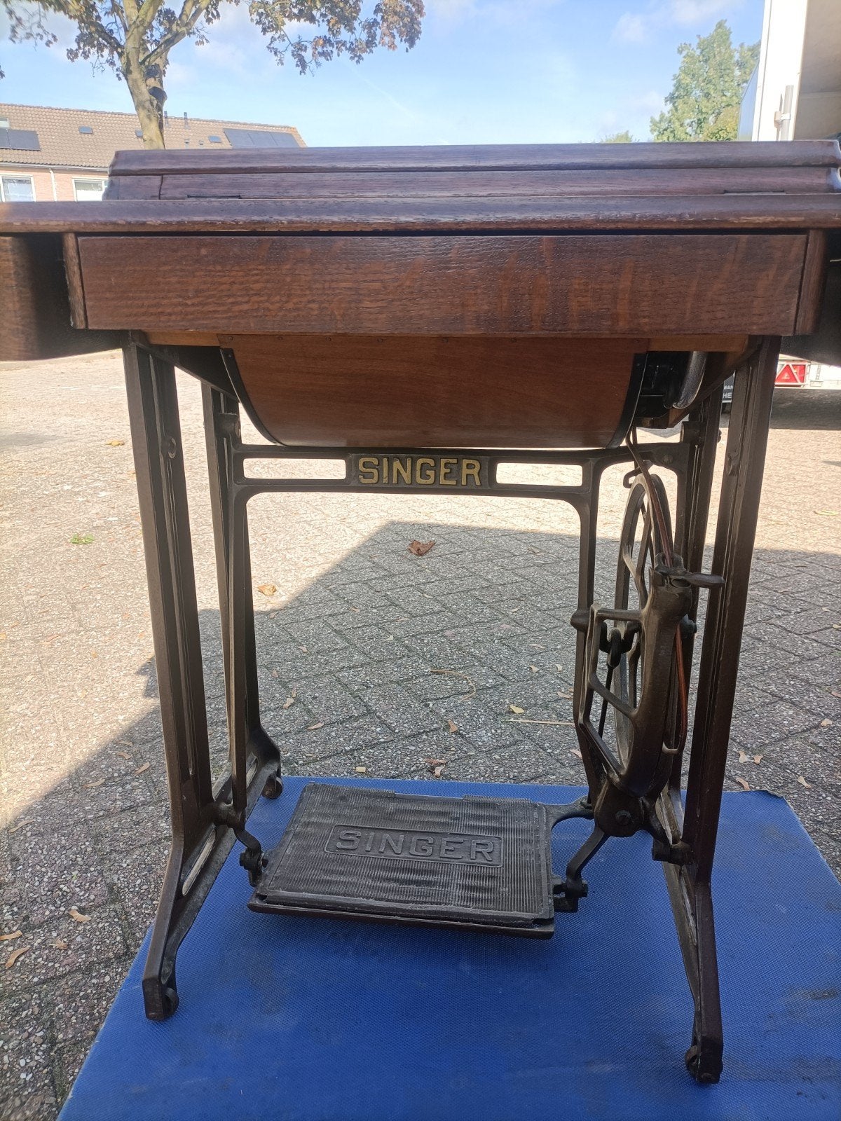Singer vintage  trapnaaimachine, Antiek en Kunst, Ophalen