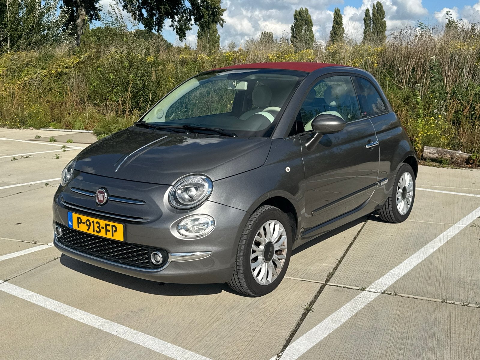 Fiat 500 C 1.2 69pk 2019 Grijs, Auto's, Voorwielaandrijving, 4 cilinders, 4 stoelen, Leder en Stof