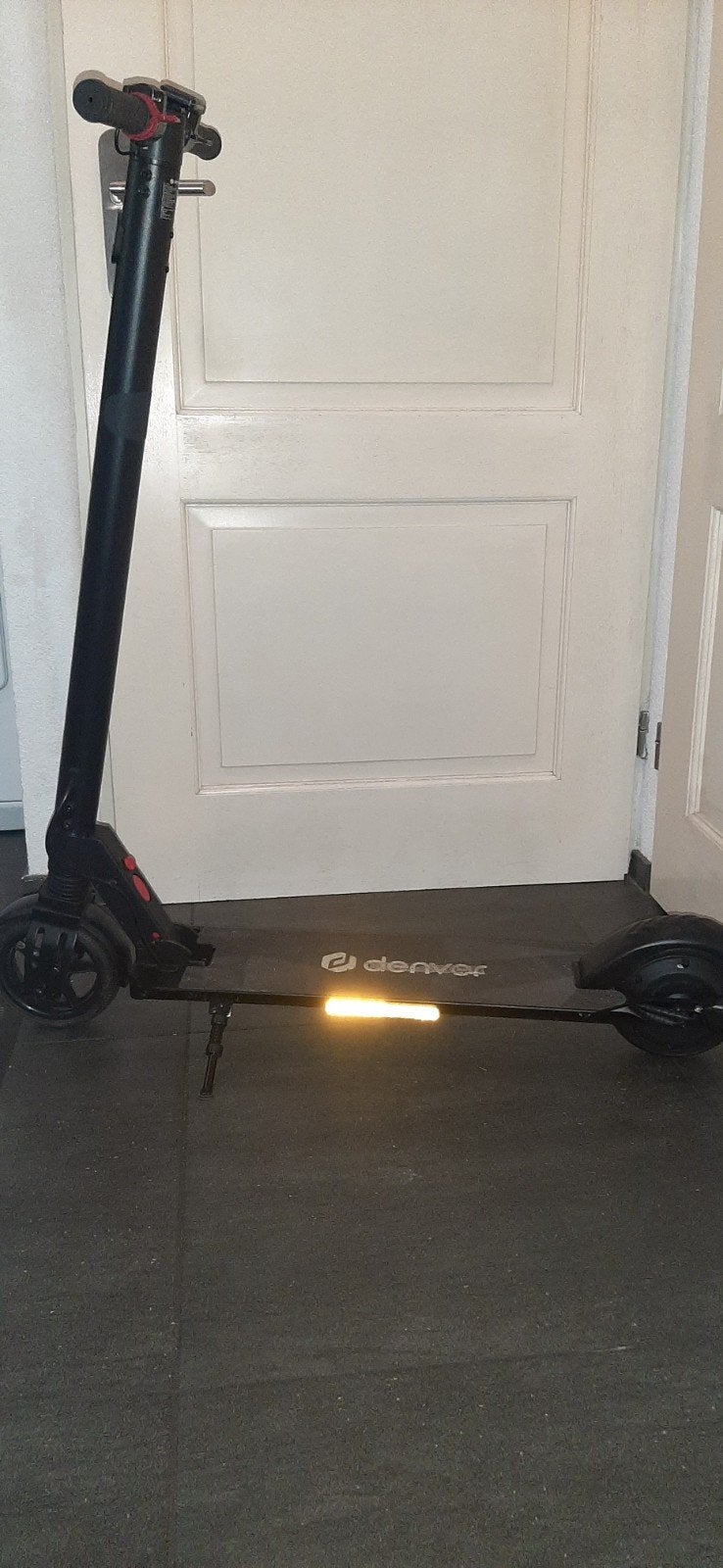 Denver elektrische step  zonder oplader, Fietsen en Brommers, Ophalen, Zo goed als nieuw, Elektrische step (E-scooter), Denver