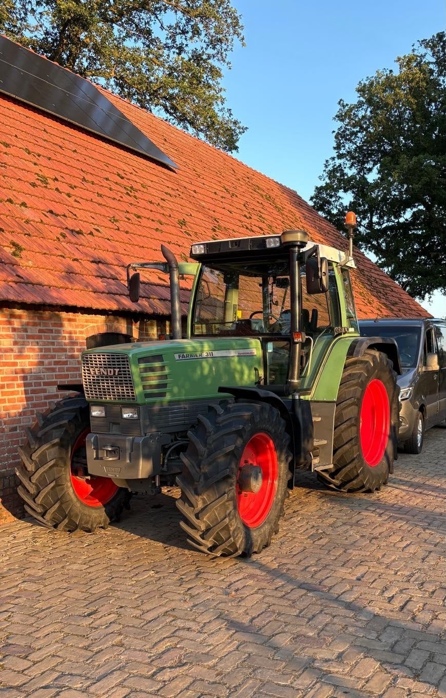 Fendt Farmer 311, Ophalen, Gebruikt, Meer dan 10000, 120 tot 160 Pk