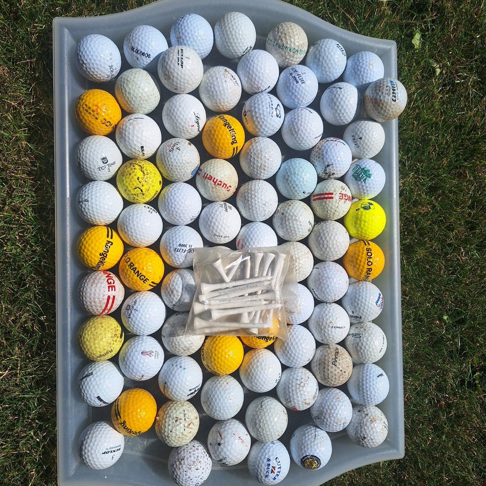 78 stuks gebruikte golfballen en 16 tees, Ophalen, Gebruikt, Bal(len)