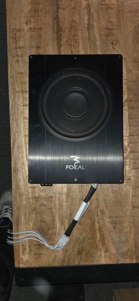 Focal Ibus 2.1 actieve subwoofer met versterker, Auto diversen, Autospeakers, Gebruikt, Ophalen of Verzenden