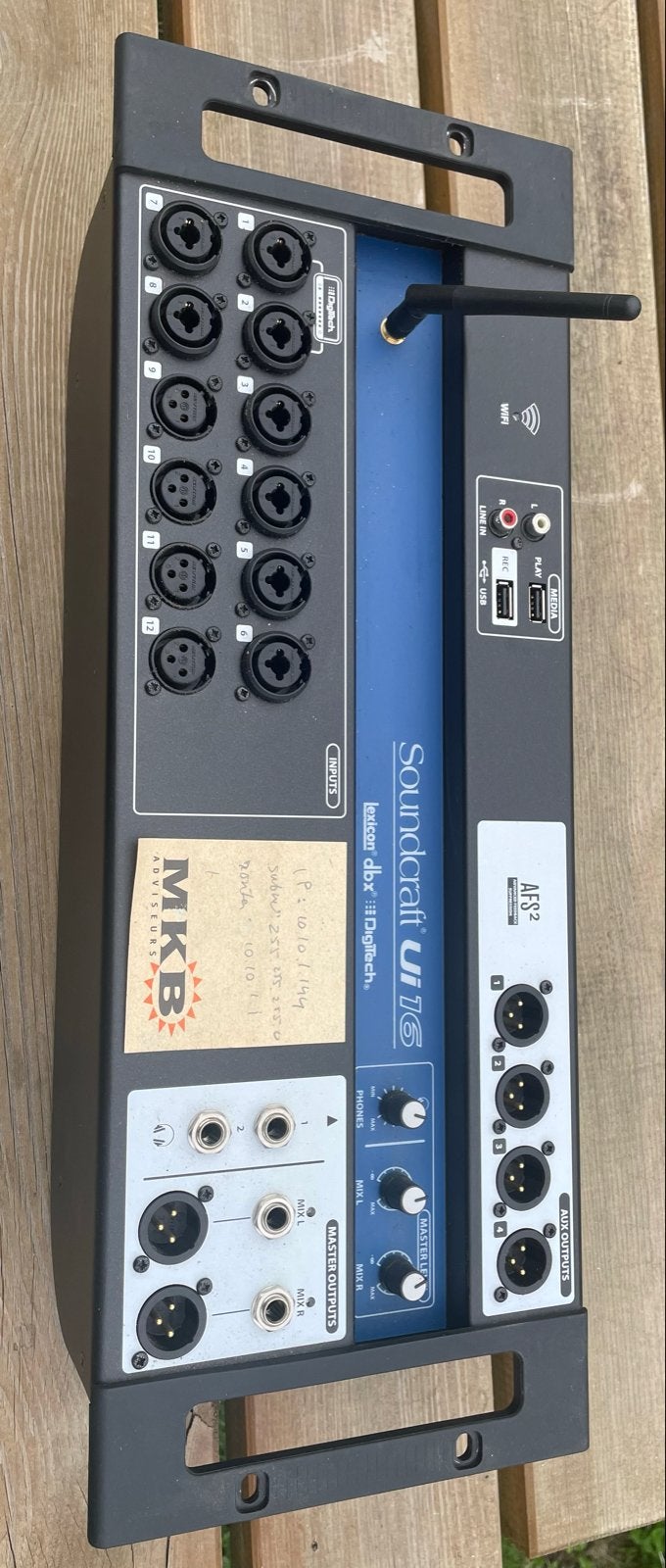 Soundcraft Ui16 Draadloze Digitale Mengtafel - 16 Kanalen, Ophalen, Gebruikt, 10 tot 20 kanalen, Microfooningang
