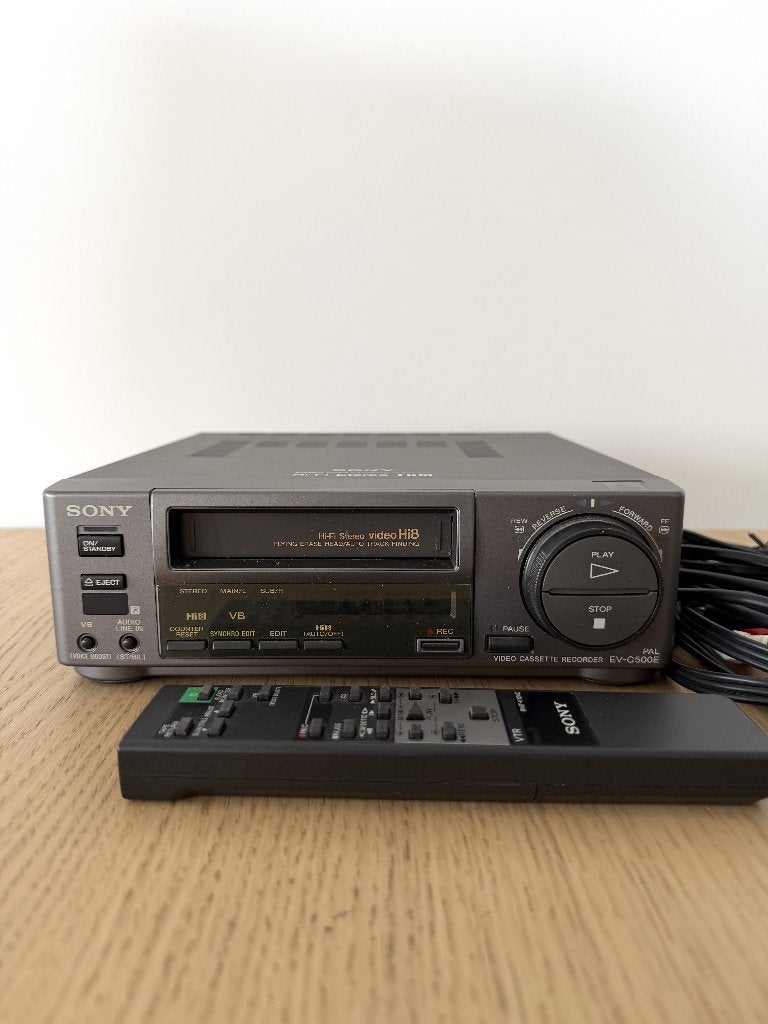 SONY EV-C500E Hi8 / Video8 videorecorder + afstandsbediening, Ophalen of Verzenden, Zo goed als nieuw, Overige typen