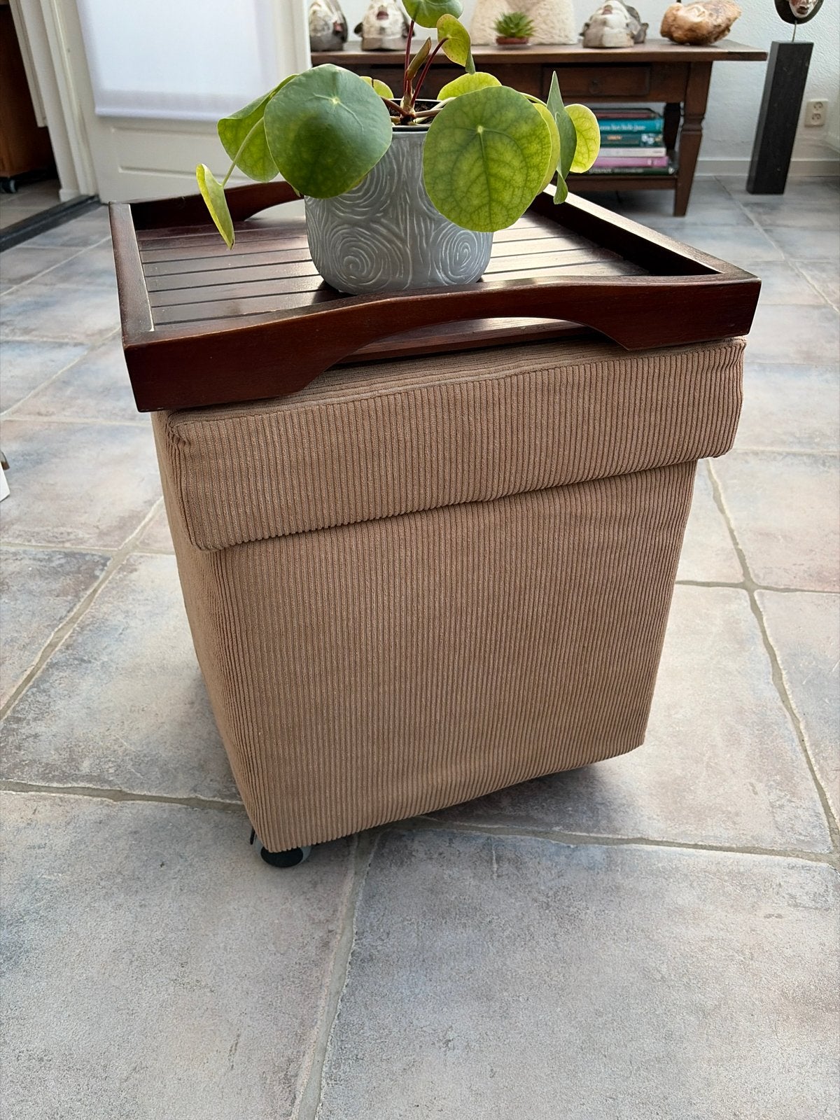 2x Hocker 40x40x46 - Comfortabel en Compact, Ophalen, Minder dan 50 cm, Vierkant, Zo goed als nieuw