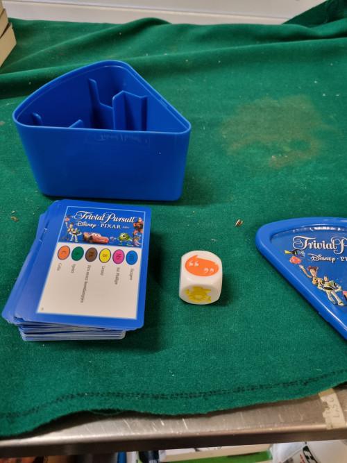trivial pursuit disney pixar editie, Ophalen of Verzenden, 'T Olde Gre-j, Info@toldegrej.nl, Endepoelstraat 20f Didam