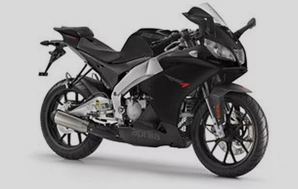 Gezocht: Aprillia RS 4 50, Fietsen en Brommers, Ophalen of Verzenden, Benzine, SR 50