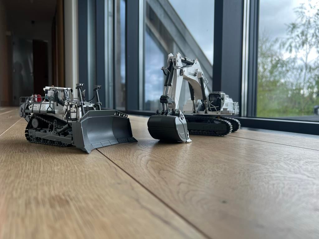 Liebherr R9350 Graafmachine & PR 776 Dozer Modelset, Overige merken, 1:50 of kleiner, Overige typen, Ophalen of Verzenden