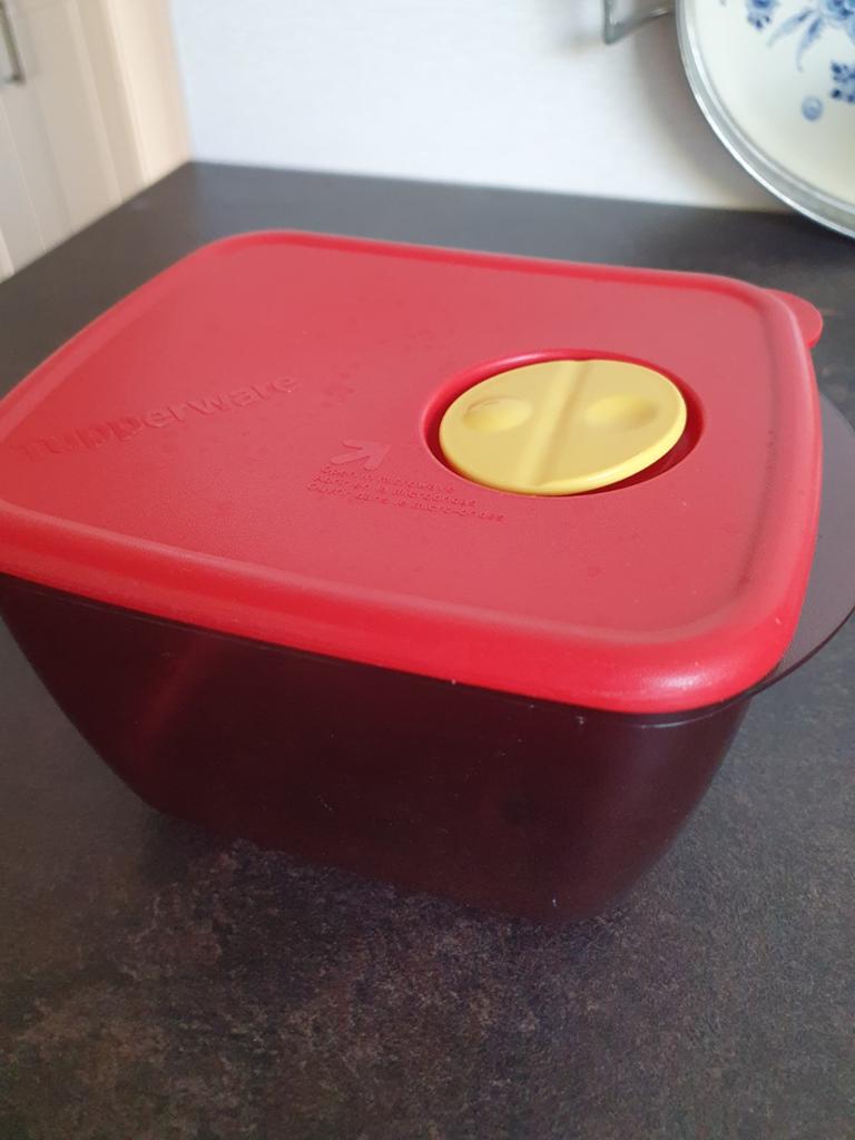 Tupperware magnetronschaal, Ophalen of Verzenden, Zo goed als nieuw, Overige typen