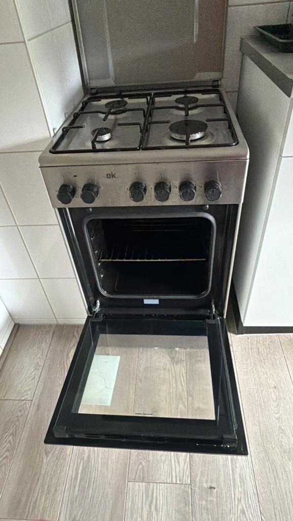 Gasfornuis & Oven 2in1, Ophalen, Hete lucht, 4 kookzones, Zo goed als nieuw