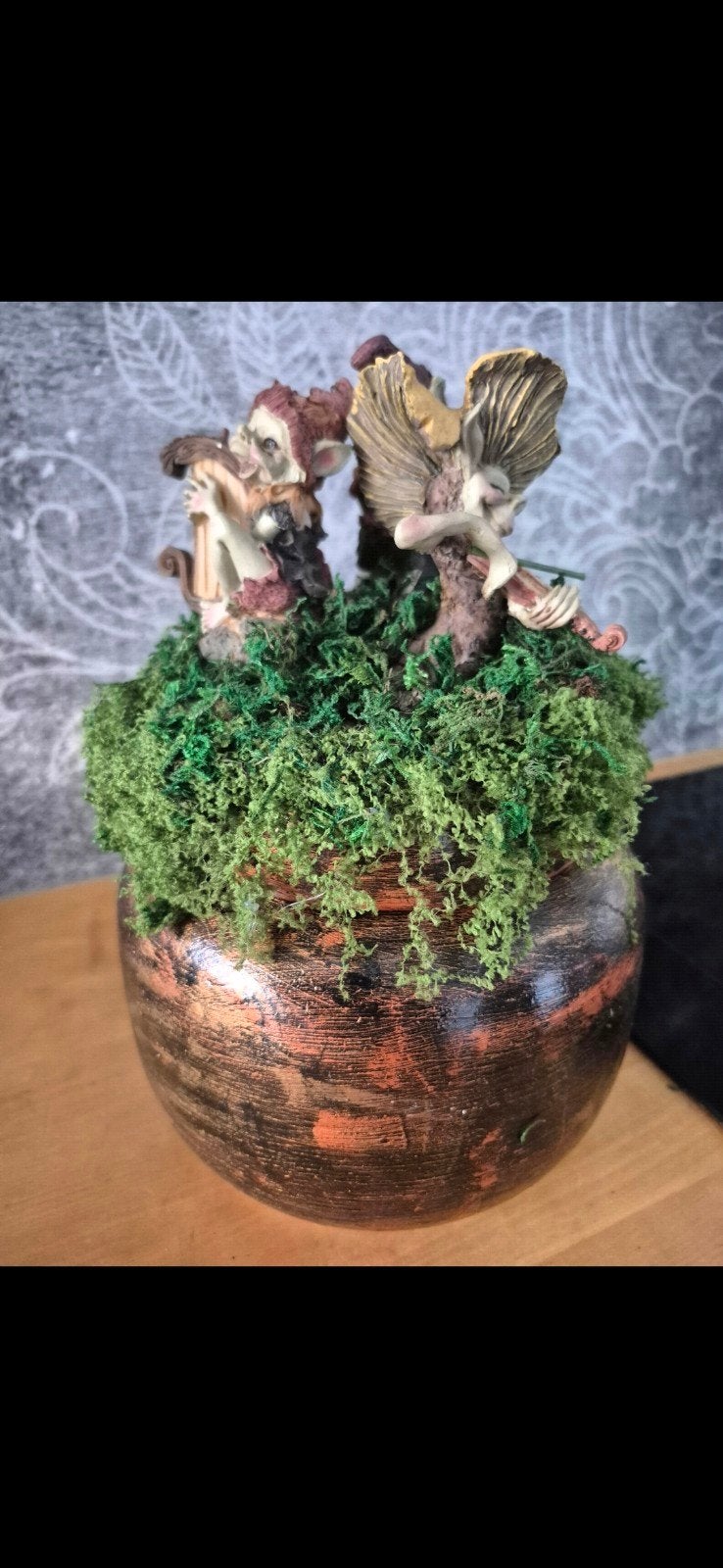 XL Bewerkte keramiek pot met Muziek Trio Pixies Les Alpes, Verzamelen, Ophalen of Verzenden, Nieuw, Fantasy
