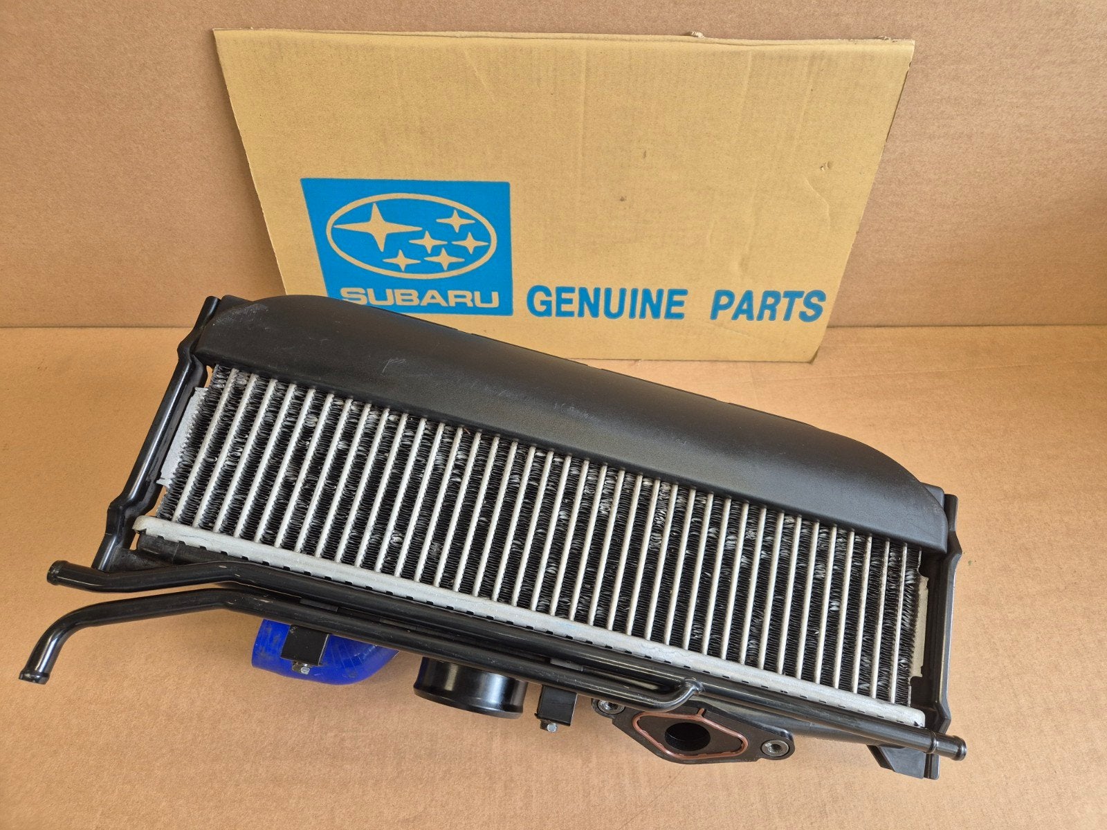 subaru impreza forester 2.5L intercooler oem 21819AA130, Ophalen of Verzenden, Gebruikt, Subaru