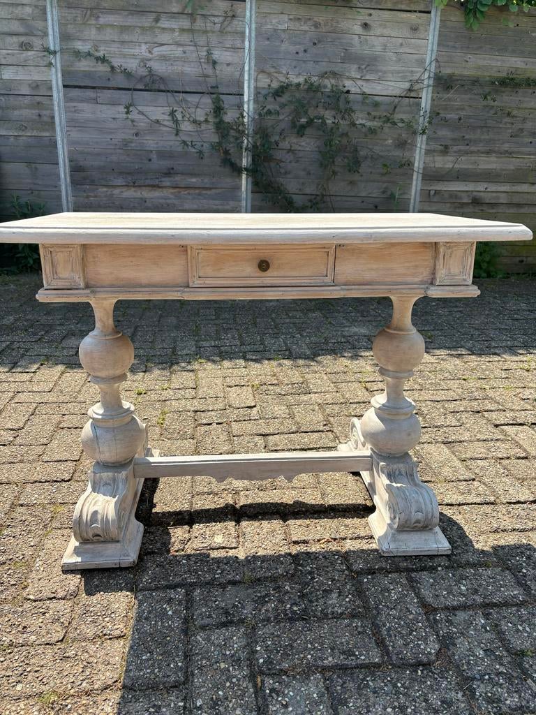 Kloosterstijl sidetable, Ophalen, Gebruikt