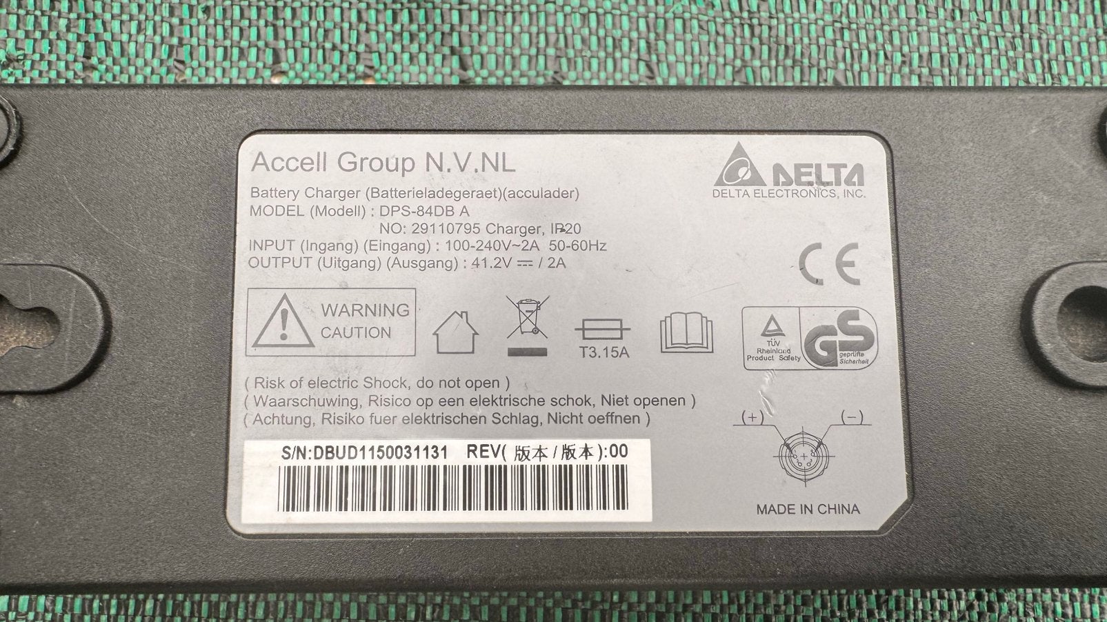 Lader accu Koga Sparta Batavus 4 pins, Zo goed als nieuw
