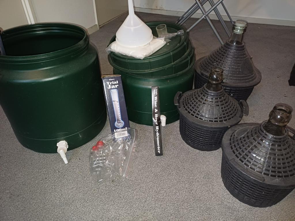 Complete Wijn- en Bierbrouw Starterspakket, Ophalen of Verzenden, Gebruikt