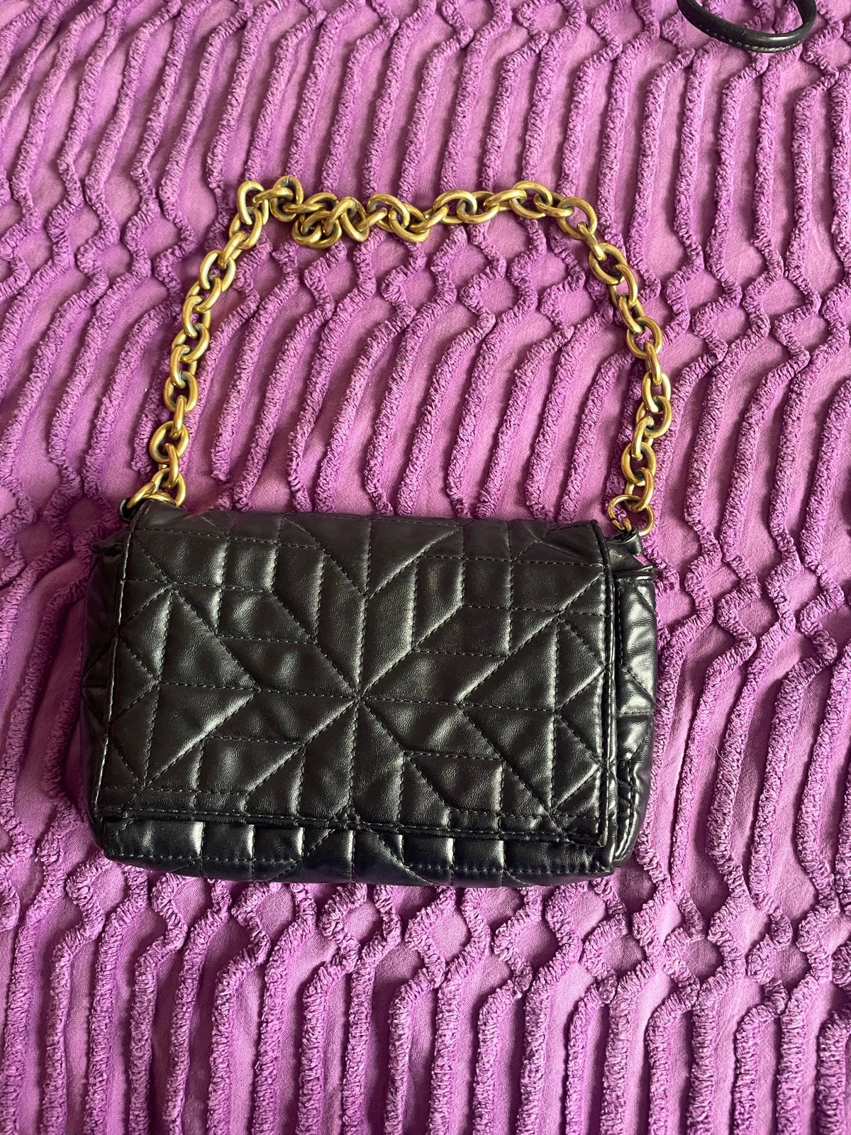 Seven Sisters zwarte gewatteerde tas  met gouden ketting, Ophalen of Verzenden, Zo goed als nieuw, Zwart, Schoudertasje