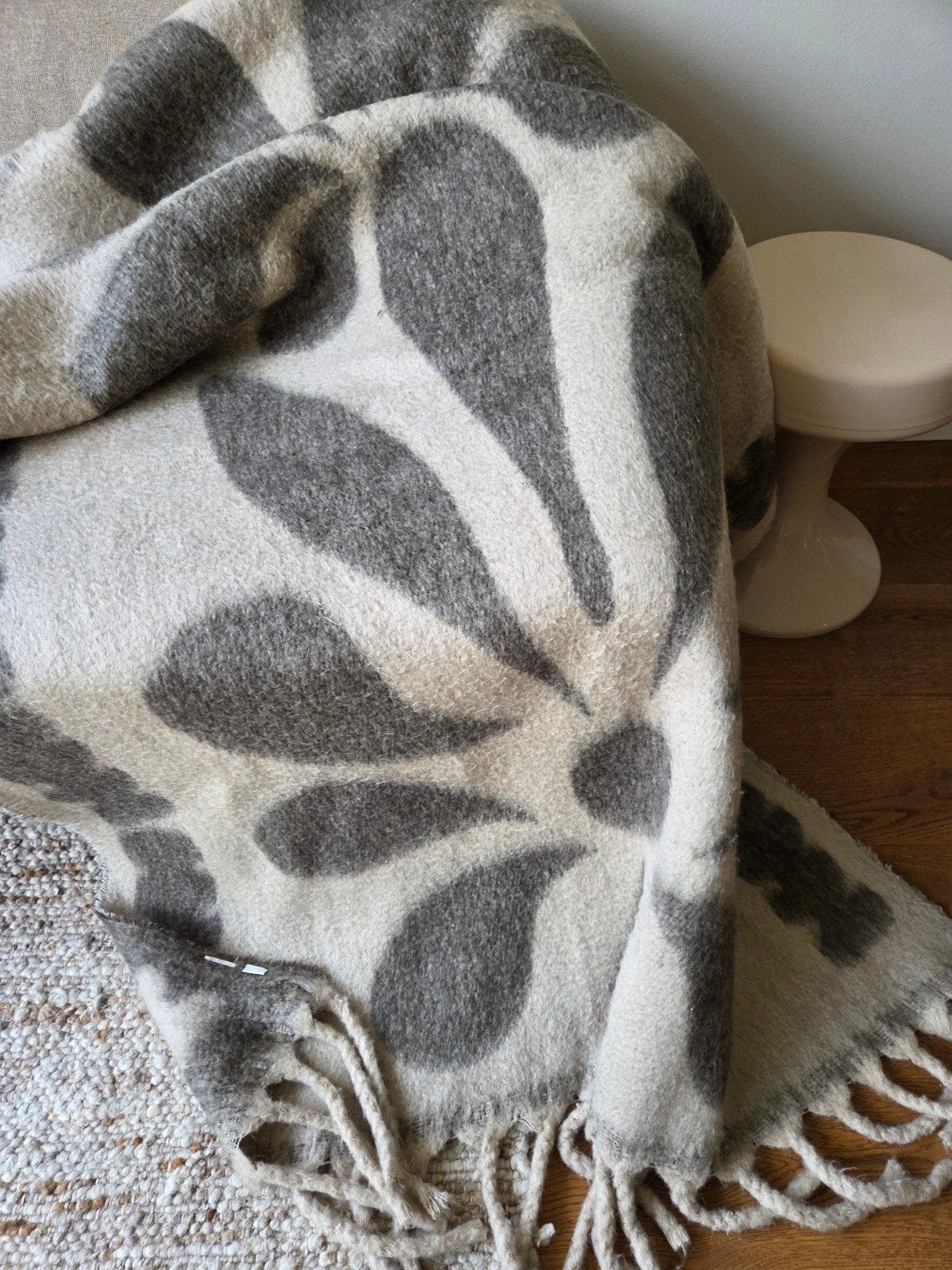 H&M Home Plaid Bruin/Beige 172x125 cm, Ophalen, Zo goed als nieuw, Plaid, Bruin