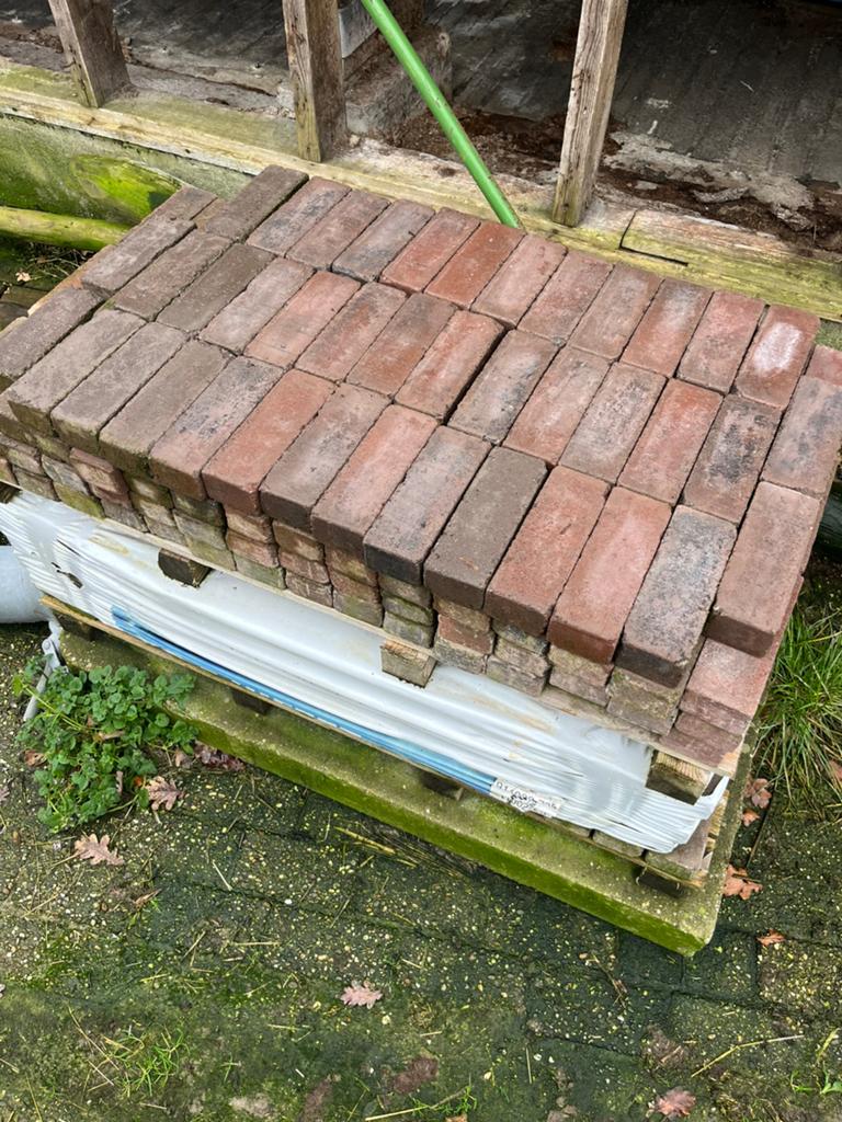 Waaltjes te koop, rood/ paars heide kleur gemengd, Ophalen, Zo goed als nieuw, Beton, Klinkers
