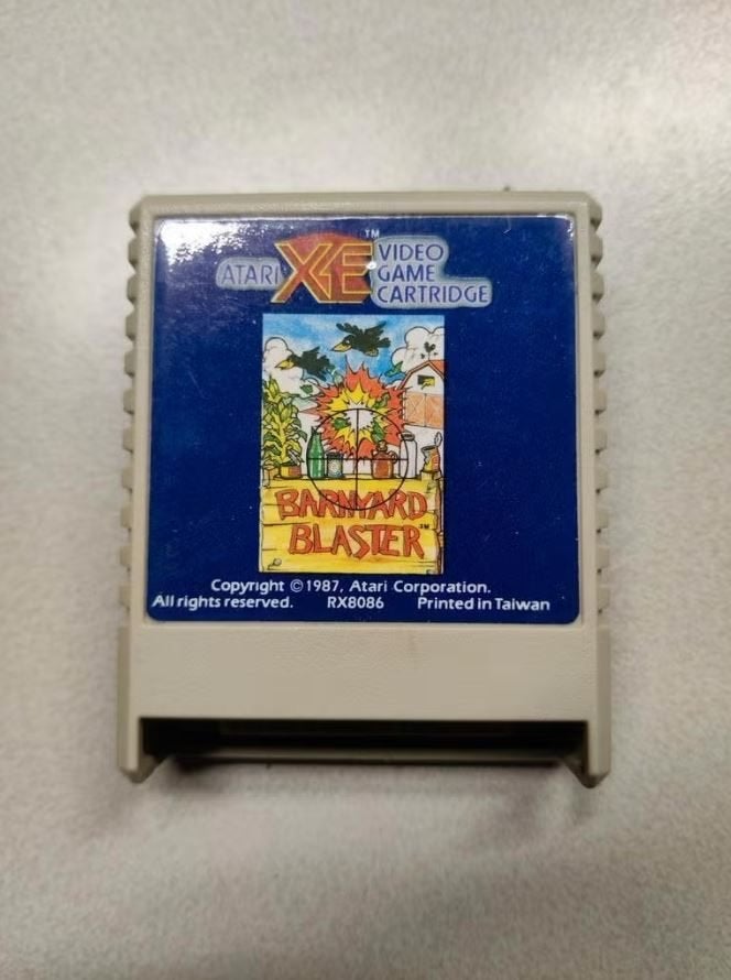 Barnyard Blaster - Atari XL/XE Cartridge - RX8086 - Taiwan, Spelcomputers en Games, Ophalen of Verzenden, Zo goed als nieuw, Overige modellen