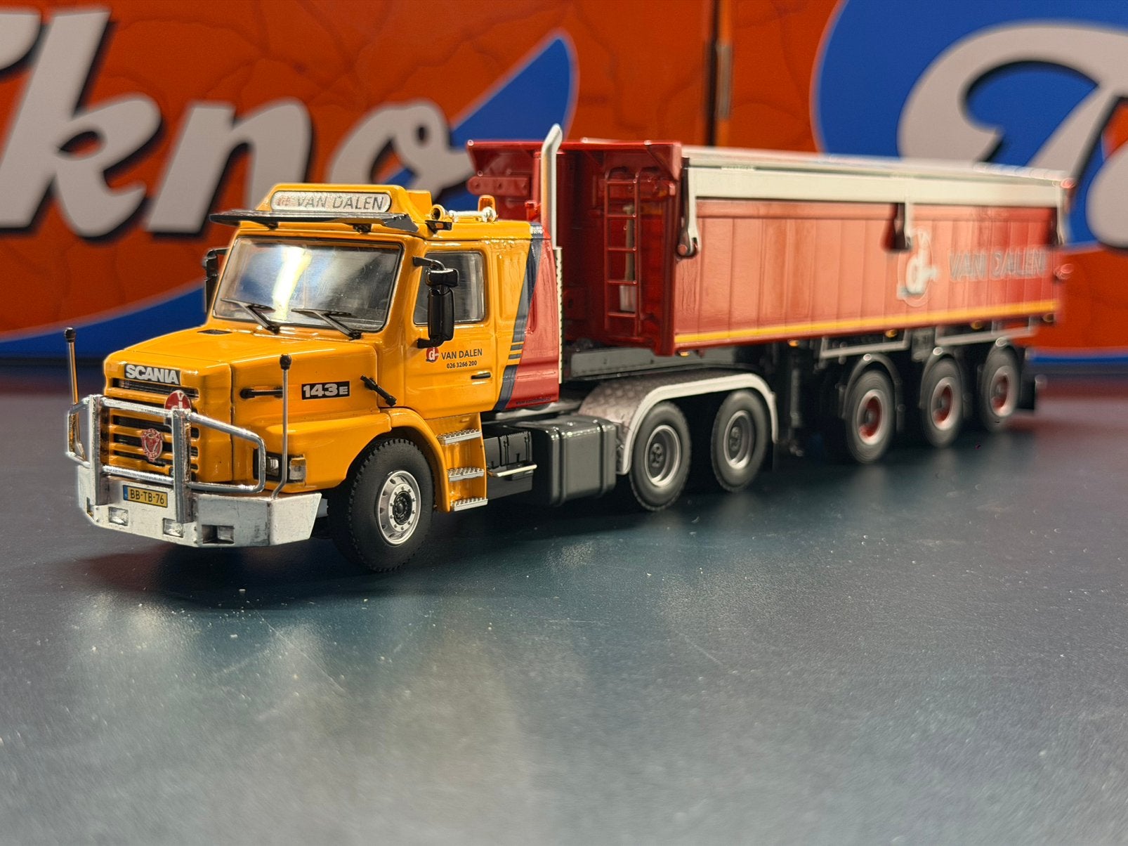 WSI Van Dalen Scania 143E, Ophalen of Verzenden, Zo goed als nieuw, Bus of Vrachtwagen, Wsi
