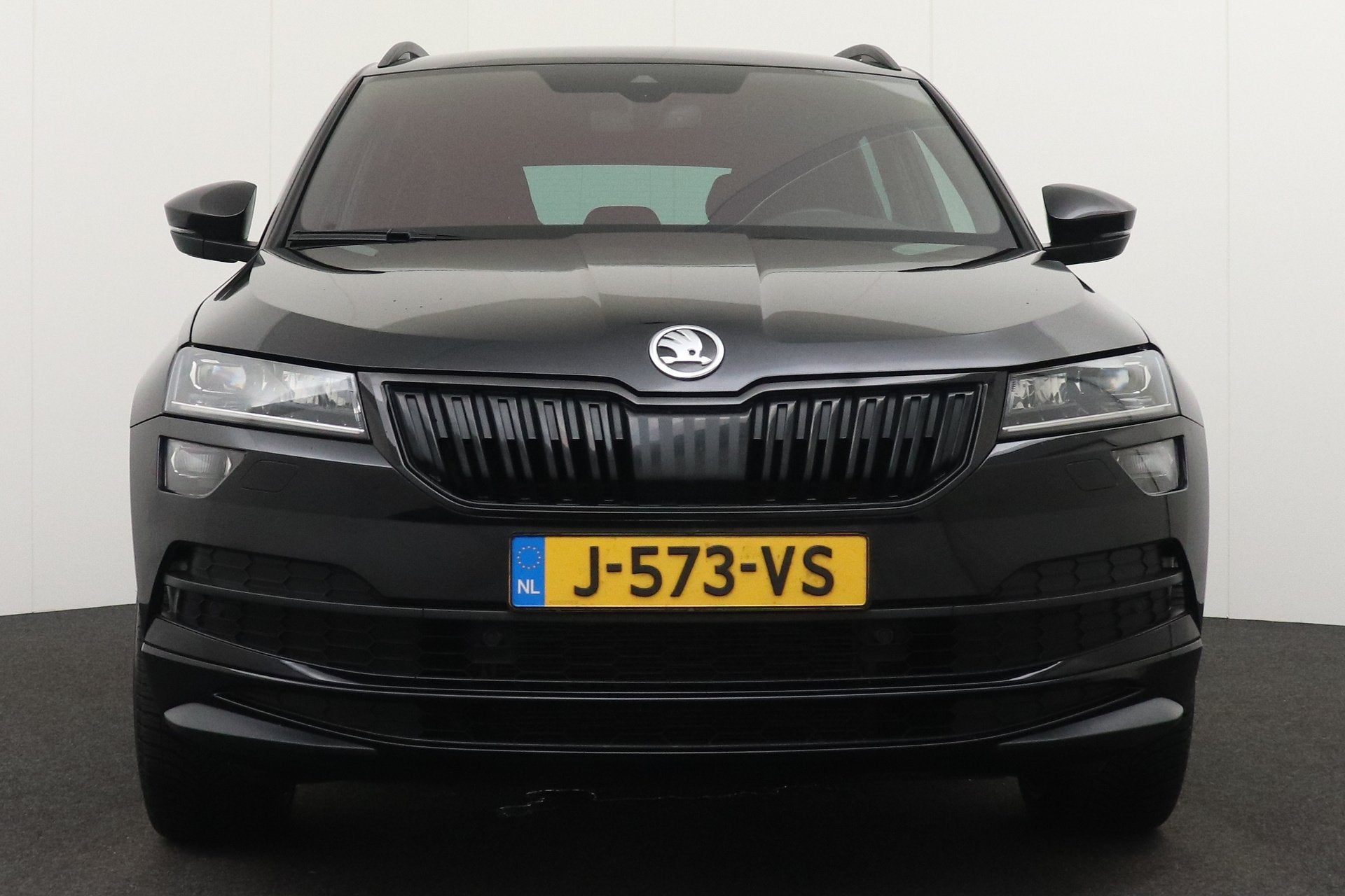 Skoda Karoq 1.5 TSI 150 PK Aut. Sportline Trekhaak Adapt.Cru, 4 cilinders, 150 pk, Zwart, Bedrijf