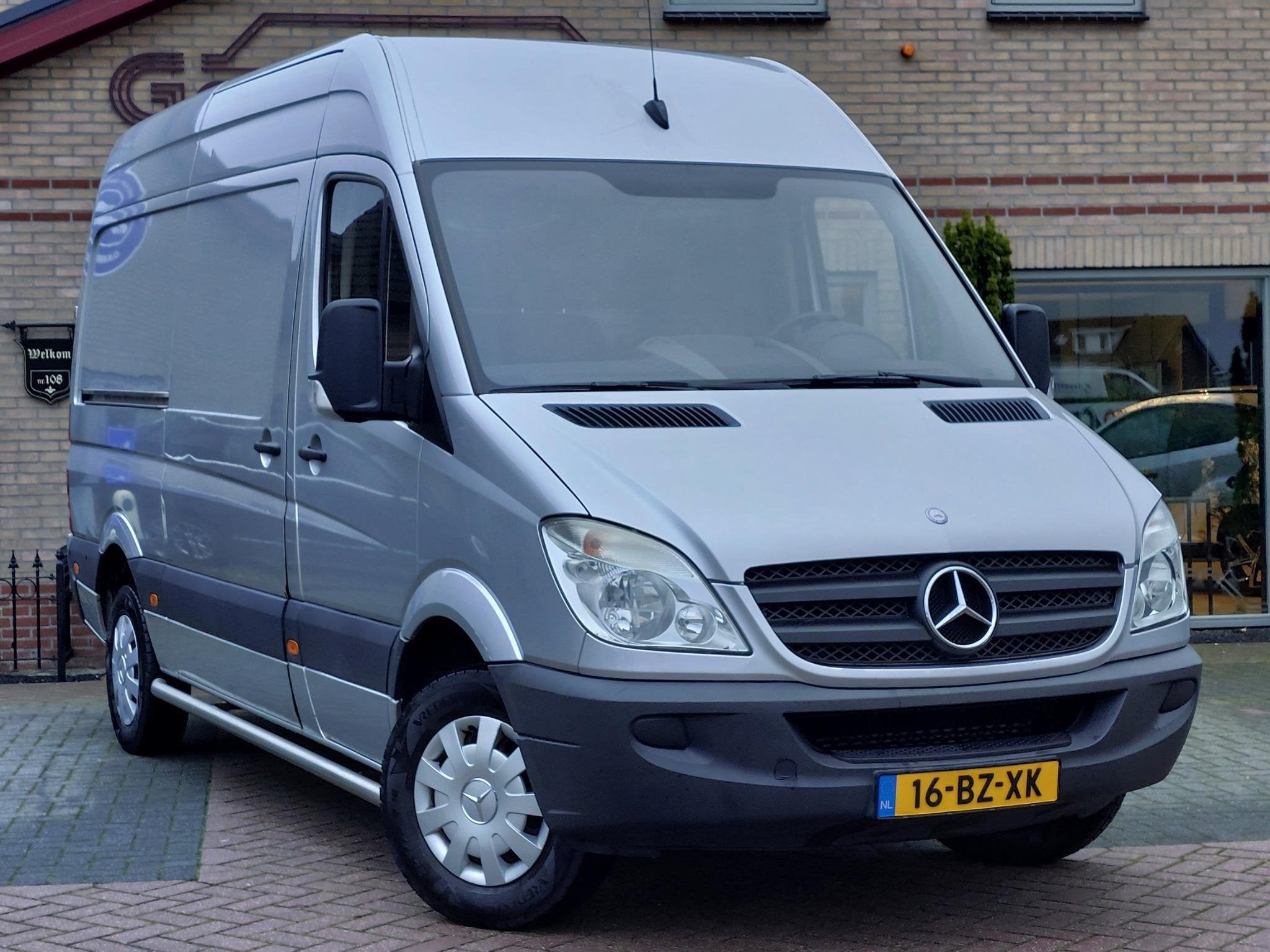 Mercedes-Benz Sprinter 211 L2H2 | Airco | Cruise control | T, Automaat, Gebruikt, Zwart, 4 cilinders