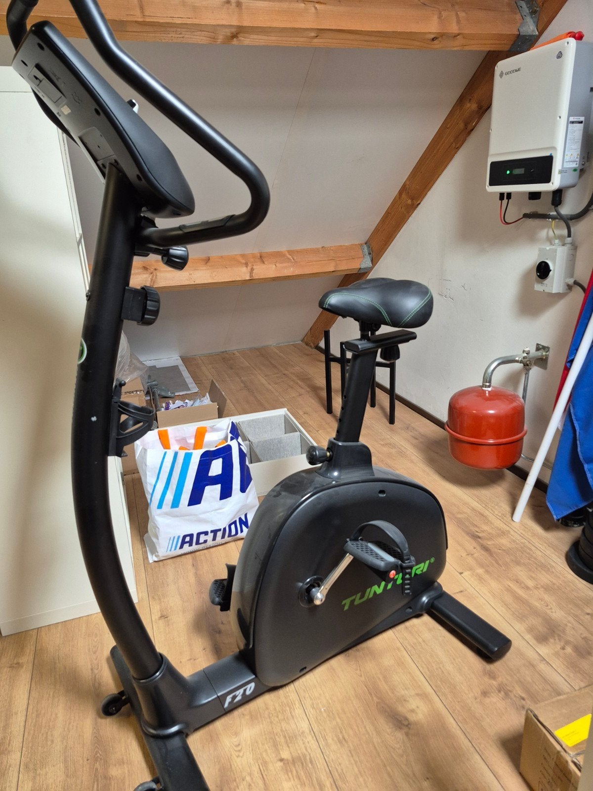 Tunturi F20 hometrainer, Sport en Fitness, Fitnessapparatuur, Ophalen, Gebruikt, Hometrainer