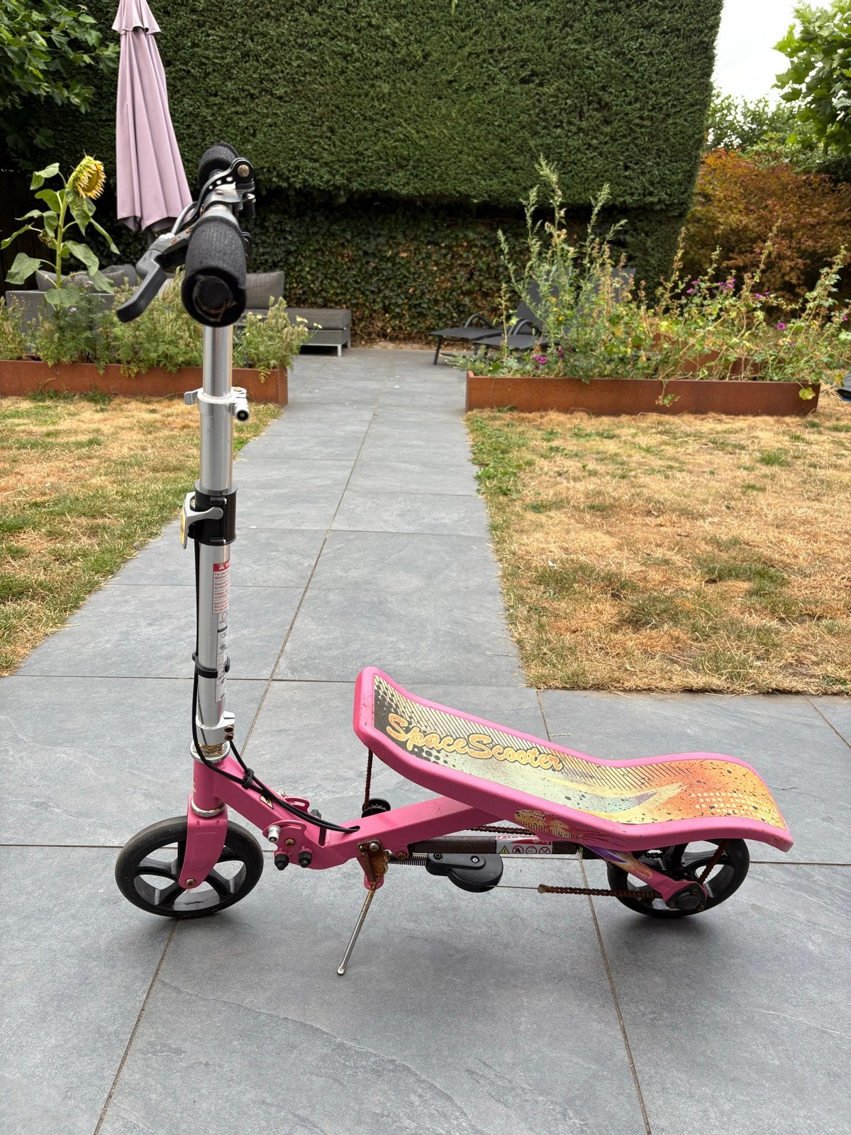 Roze SpaceScooter - Gebruikt, maar kan nog een ronde mee, Ophalen, Gebruikt, Overige typen