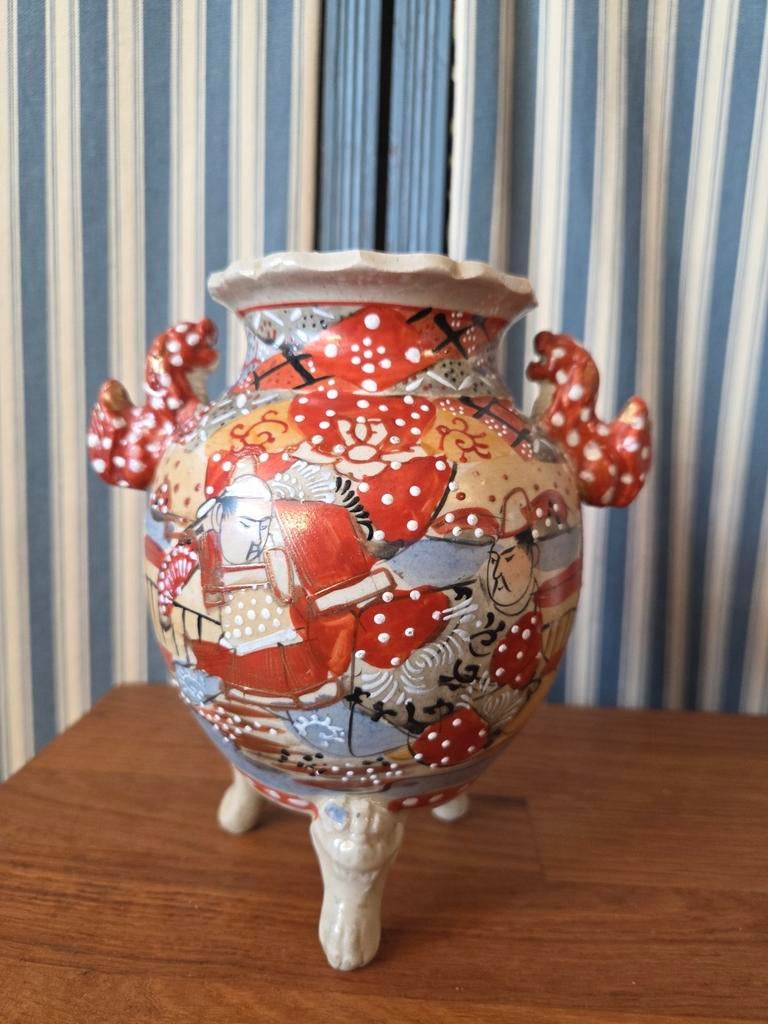 antieke Japanse Satsuma aardewerk pot, Ophalen