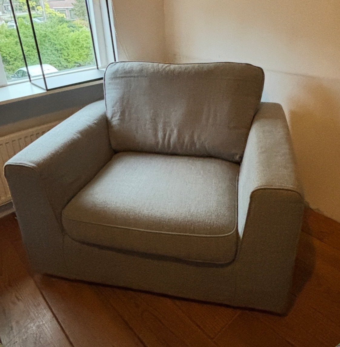 Grote lichtgrijze fauteuil, Ophalen, Gebruikt, Minder dan 75 cm, 100 tot 125 cm