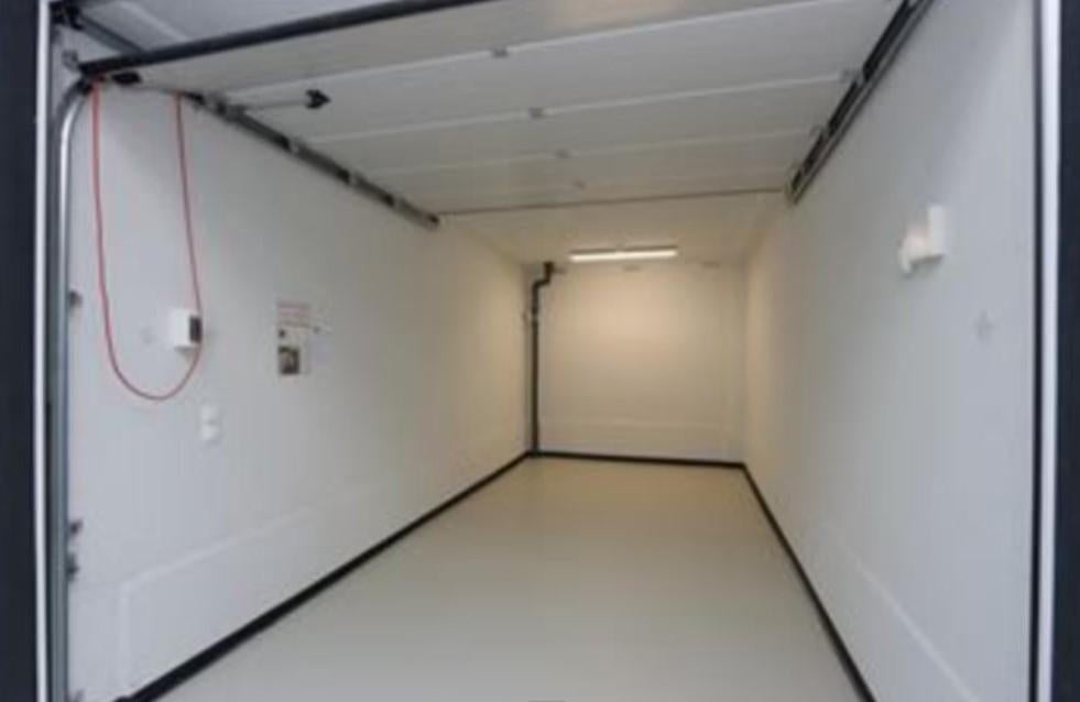 Goed beveiligde opslag - werkruimte te huur in Almere, Zakelijke goederen, Bedrijfs Onroerend goed, 18 m², Huur, Bedrijfsruimte