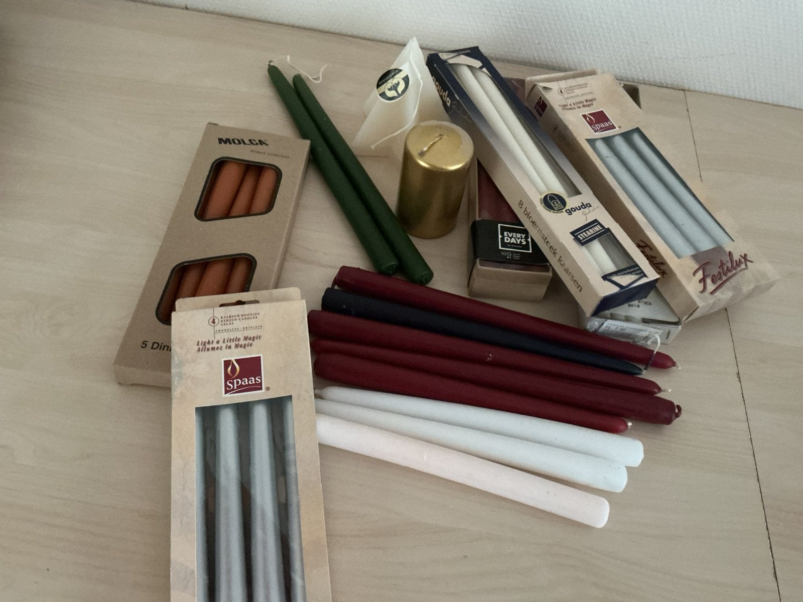 Kaarsen verschillende keuren en merken( nieuw), Overige materialen, Nieuw, Ophalen of Verzenden, Kaars