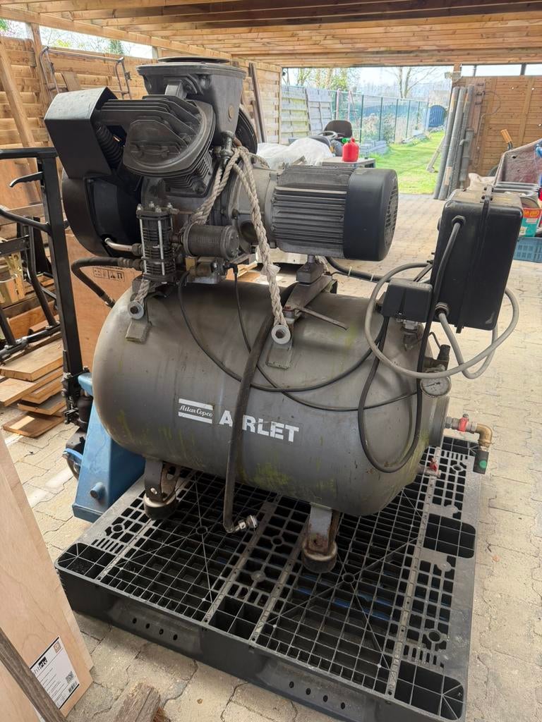 Atlas copco Arlet Le7e compressor, Doe-het-zelf en Verbouw, Compressors, 100 liter of meer, Ophalen, Zo goed als nieuw
