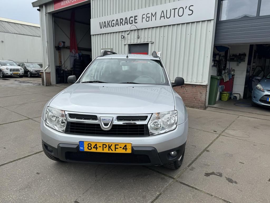 Dacia Duster 1.6 Lauréate 2wd, Auto's, Dacia, Voorwielaandrijving, Euro 5, Stof, Gebruikt