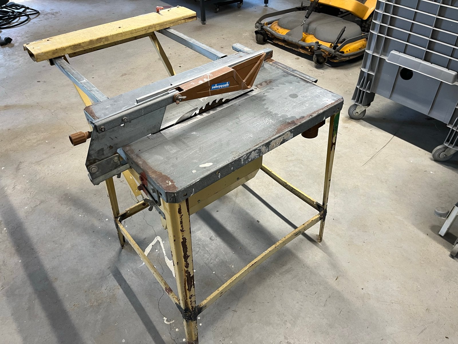 Scheppach zaagtafel - Robuuste en betrouwbare cirkelzaag, Ophalen, Gebruikt, Cirkelzaag, 70 mm of meer