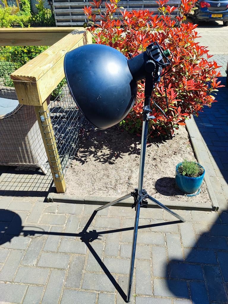 Industriële Studiolamp/Reflectorlamp - Mat Zwart/Chroom, Ophalen, Gebruikt, Lamp of Flitsset