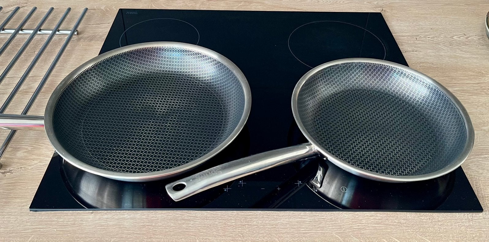 Braad/ hapjespannen van het merk Spring, Huis en Inrichting, Geschikt voor inductie, Verzenden, Nieuw, Pannenset
