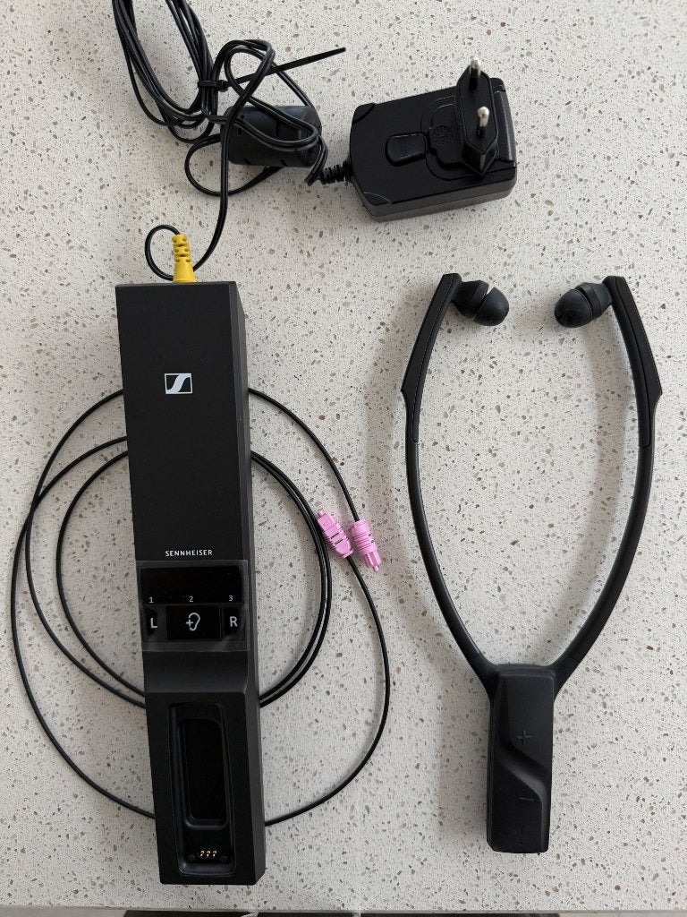 Sennheiser RS 5200 tv geluid versterker, Audio, Tv en Foto, Koptelefoons, Verzenden, Sennheiser, Zo goed als nieuw, Zwart